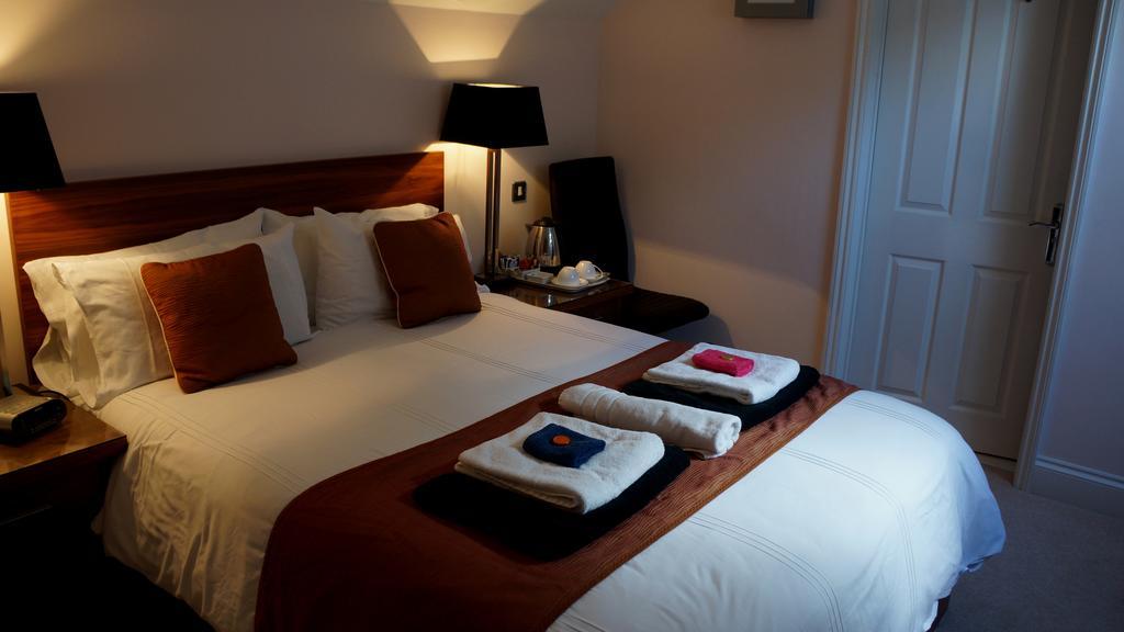 The Lyn Valley Guest House Линтон Номер фото